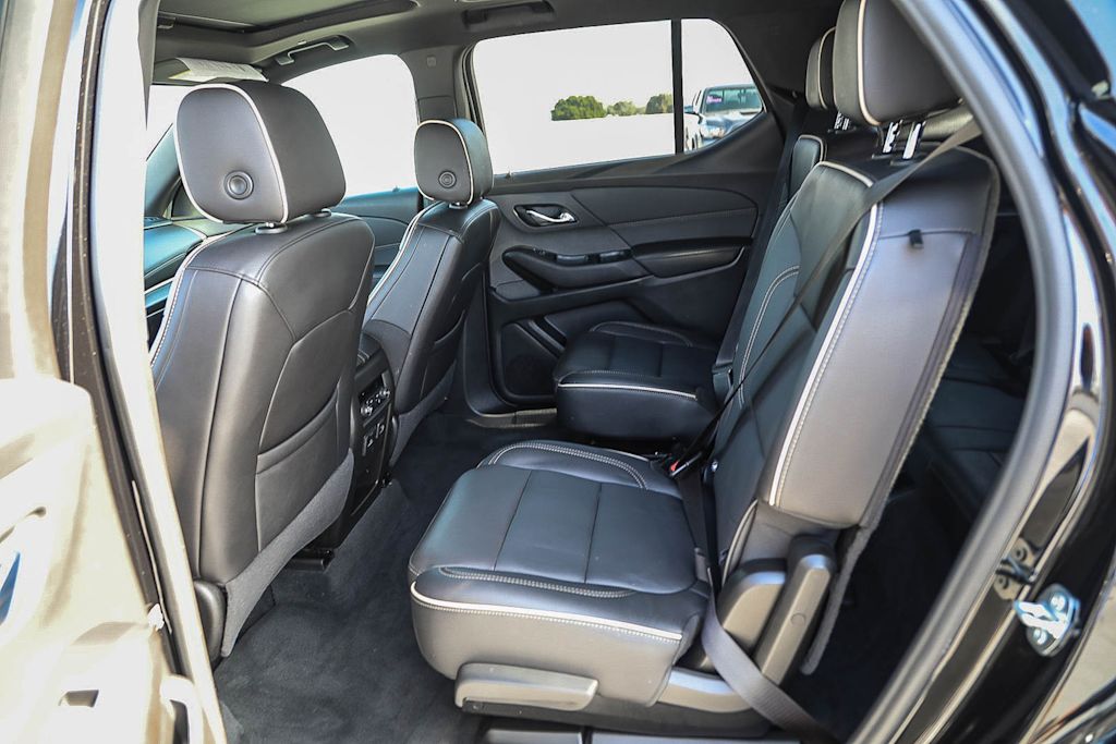 Thumbnail: 2023 Chevrolet Traverse - 11