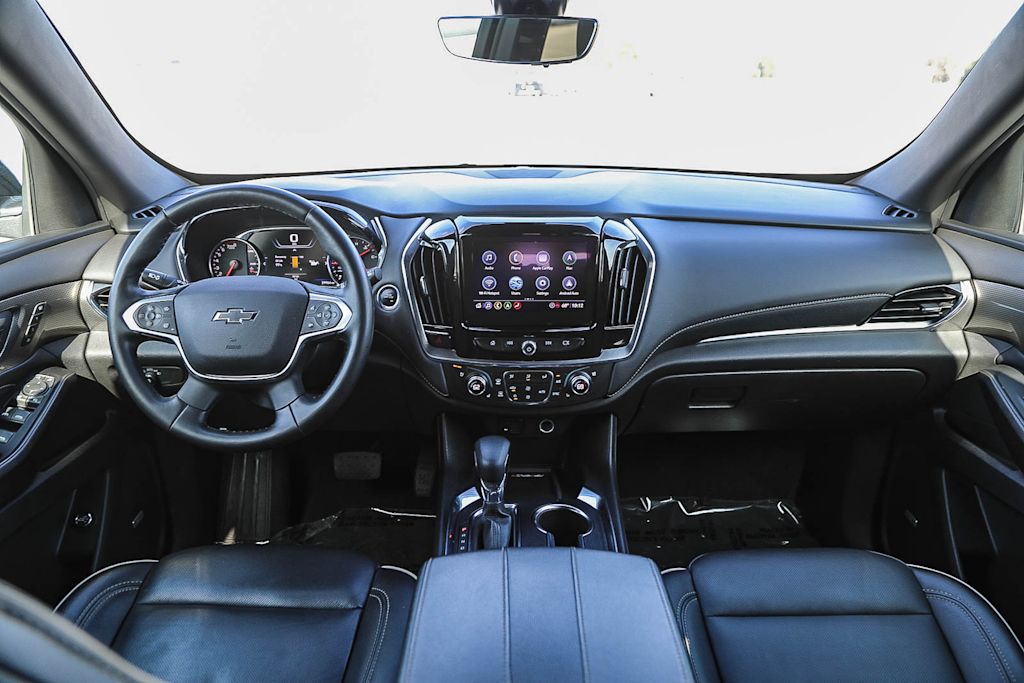 Thumbnail: 2023 Chevrolet Traverse - 2