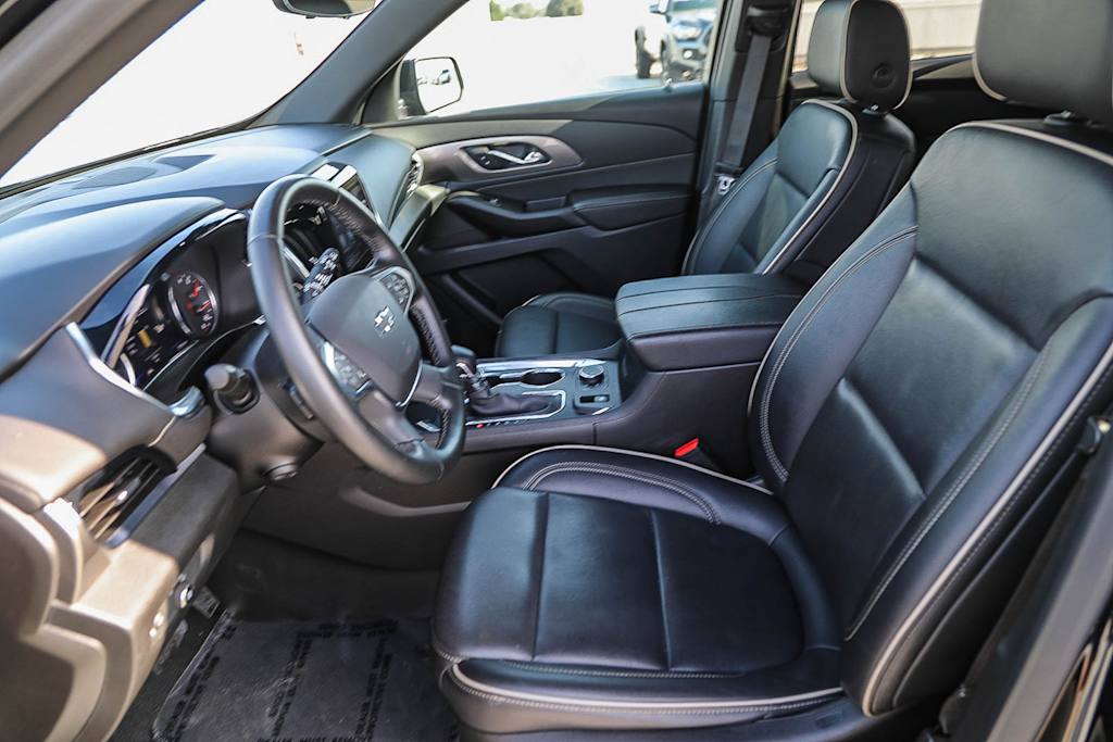 Thumbnail: 2023 Chevrolet Traverse - 10