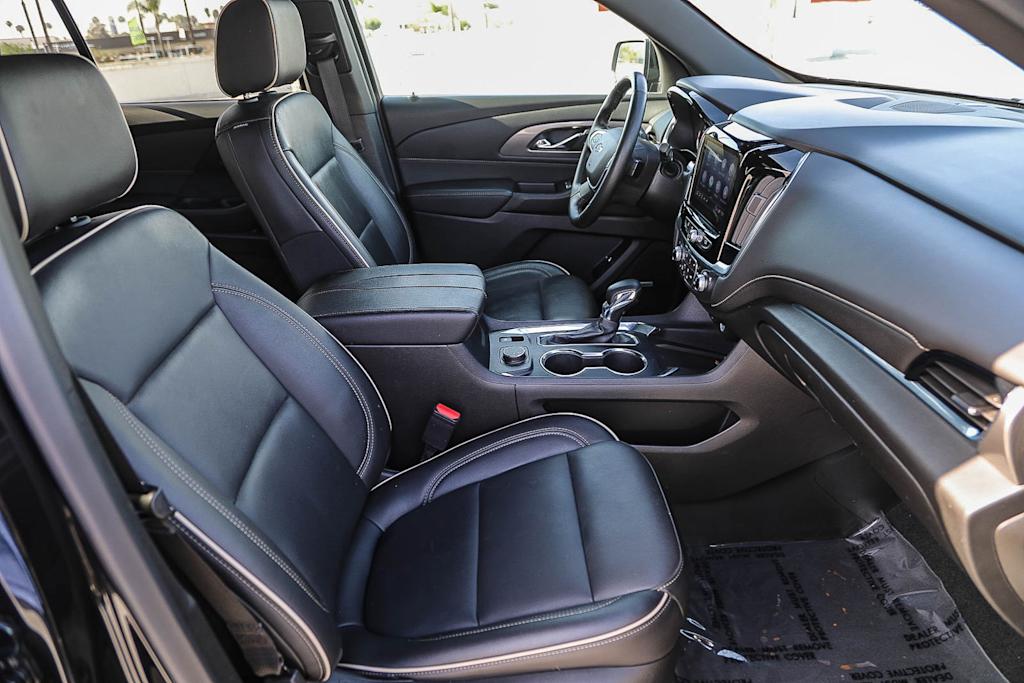 Thumbnail: 2023 Chevrolet Traverse - 9