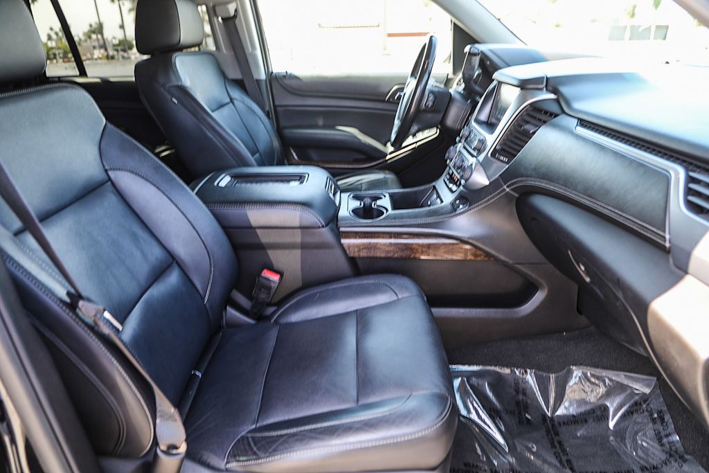 Thumbnail: 2017 Chevrolet Tahoe - 9