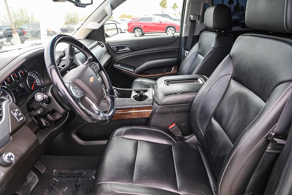 Thumbnail: 2019 Chevrolet Suburban - 10