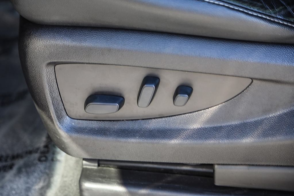 Thumbnail: 2019 Chevrolet Suburban - 24