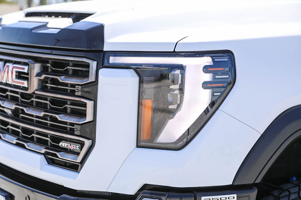 Thumbnail: 2024 GMC Sierra 2500 - 20