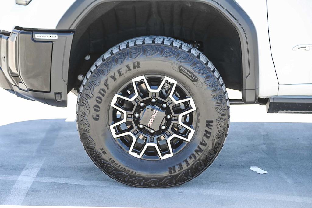 Thumbnail: 2024 GMC Sierra 2500 - 7