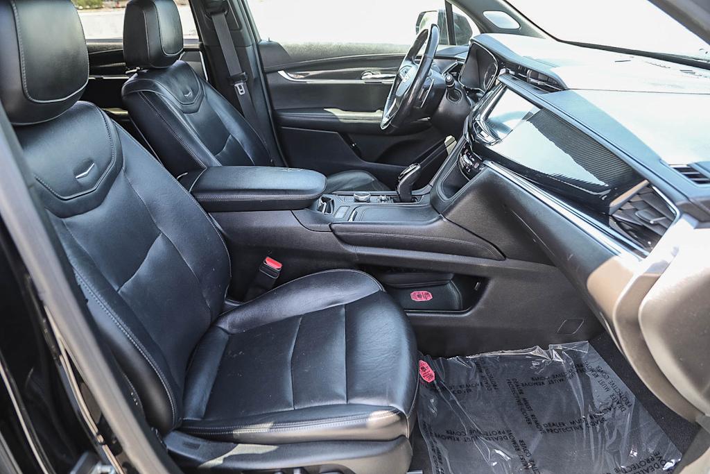 Thumbnail: 2020 Cadillac XT6 - 9