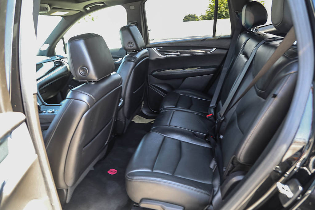 Thumbnail: 2020 Cadillac XT6 - 11