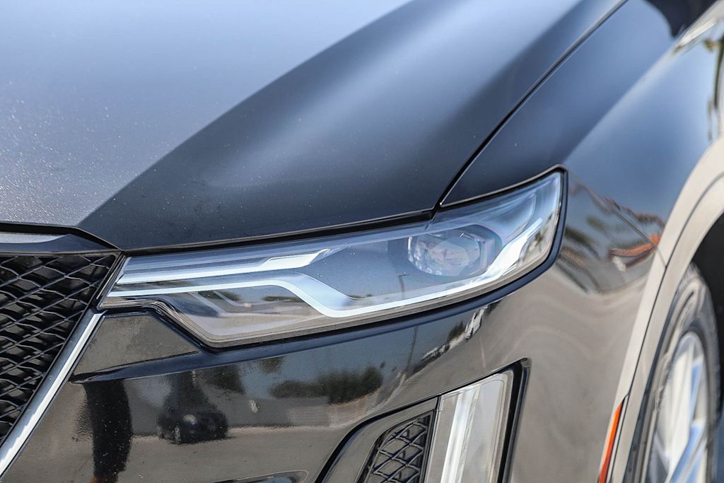 Thumbnail: 2020 Cadillac XT6 - 19