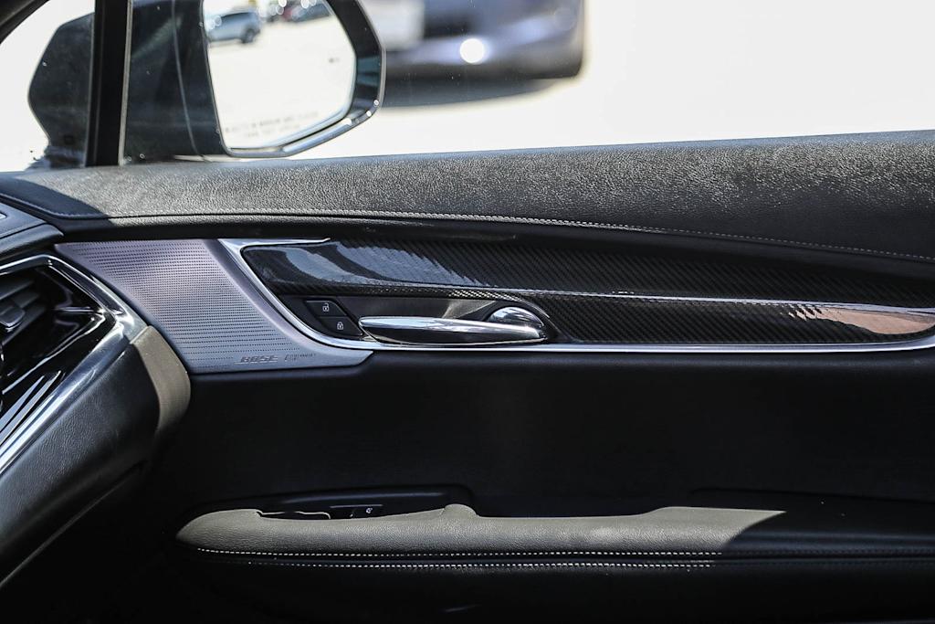 Thumbnail: 2020 Cadillac XT6 - 23