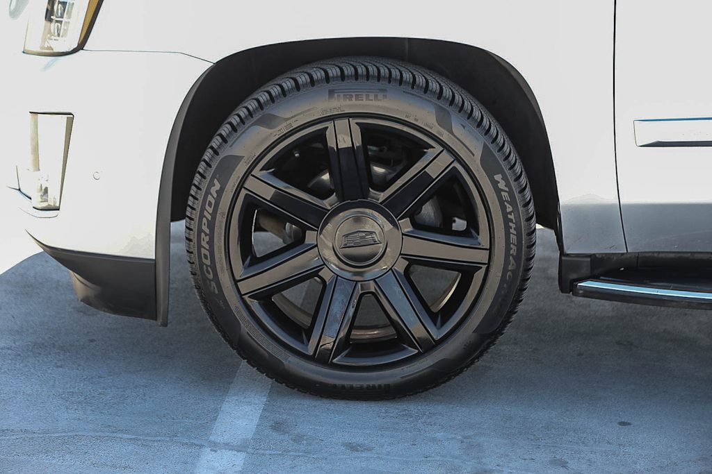 Thumbnail: 2020 Cadillac Escalade - 6
