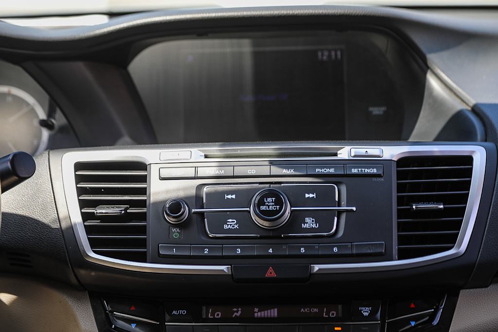 Thumbnail: 2016 Honda Accord - 20