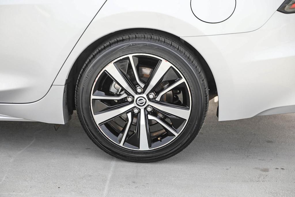 Thumbnail: 2021 Nissan Maxima - 21