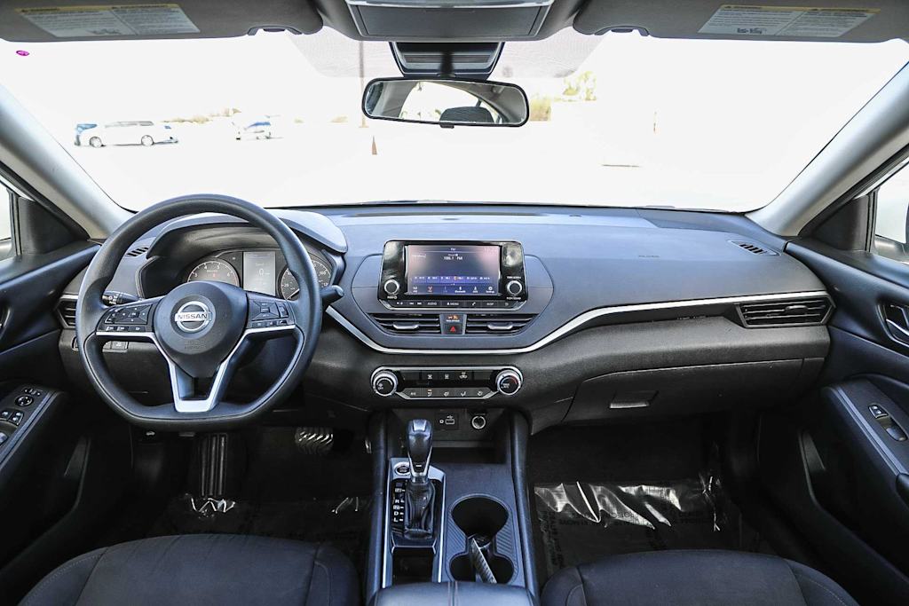 Thumbnail: 2022 Nissan Altima - 2