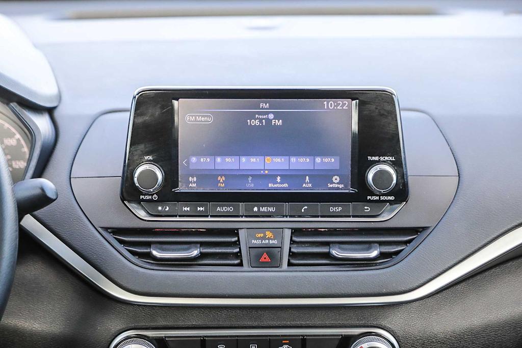 Thumbnail: 2022 Nissan Altima - 13