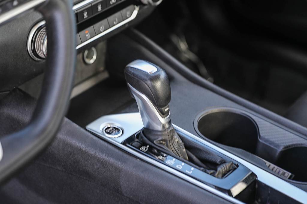 Thumbnail: 2022 Nissan Altima - 14