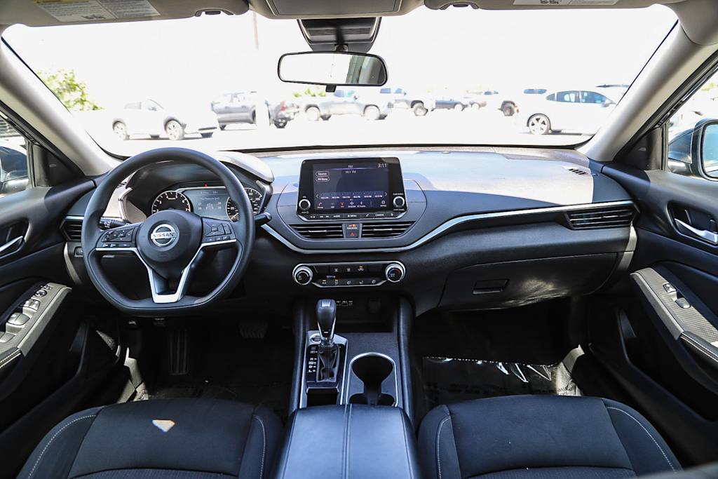 Thumbnail: 2022 Nissan Altima - 2