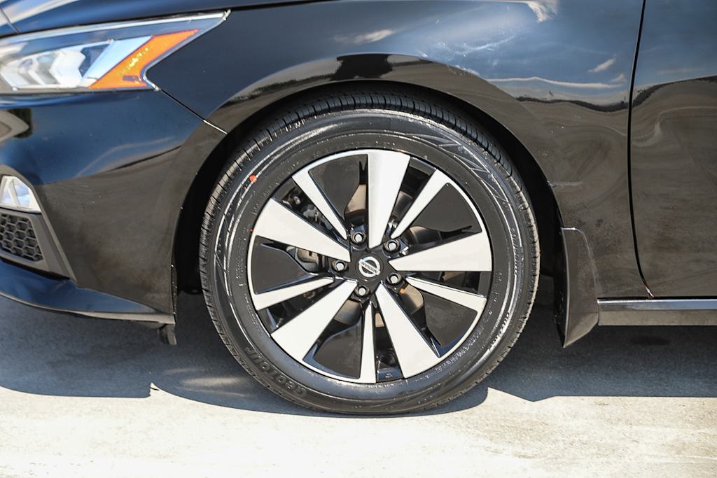 Thumbnail: 2022 Nissan Altima - 6