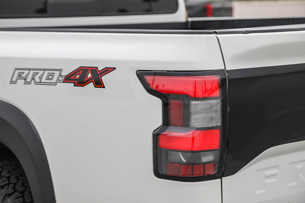 Thumbnail: 2022 Nissan Frontier - 19