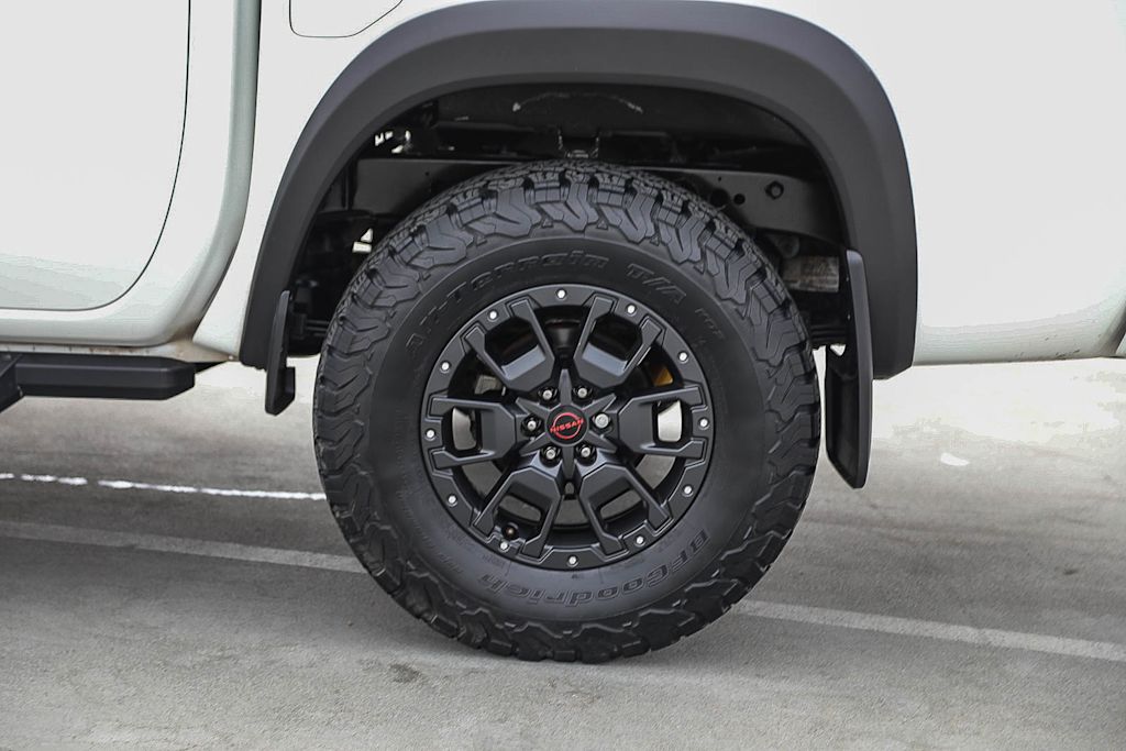 Thumbnail: 2022 Nissan Frontier - 20