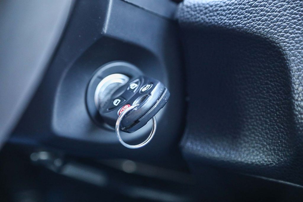 Thumbnail: 2010 Ford Mustang - 26