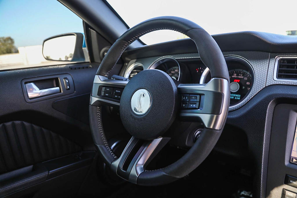 Thumbnail: 2010 Ford Mustang - 12