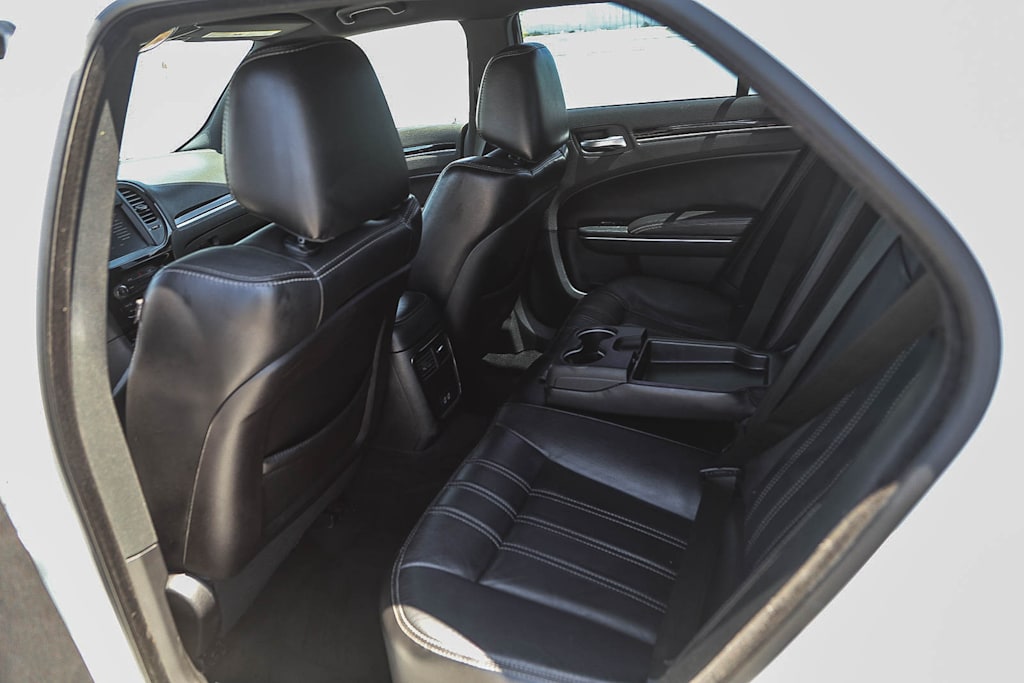 Thumbnail: 2018 Chrysler 300 - 11