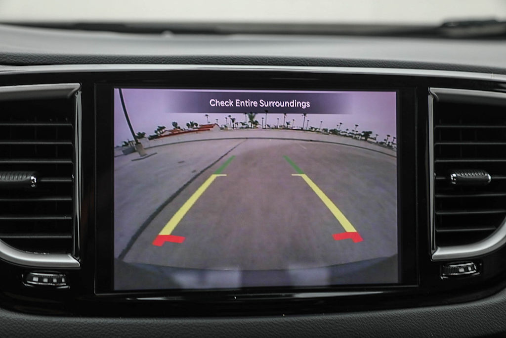 Thumbnail: 2022 Chrysler Pacifica - 25