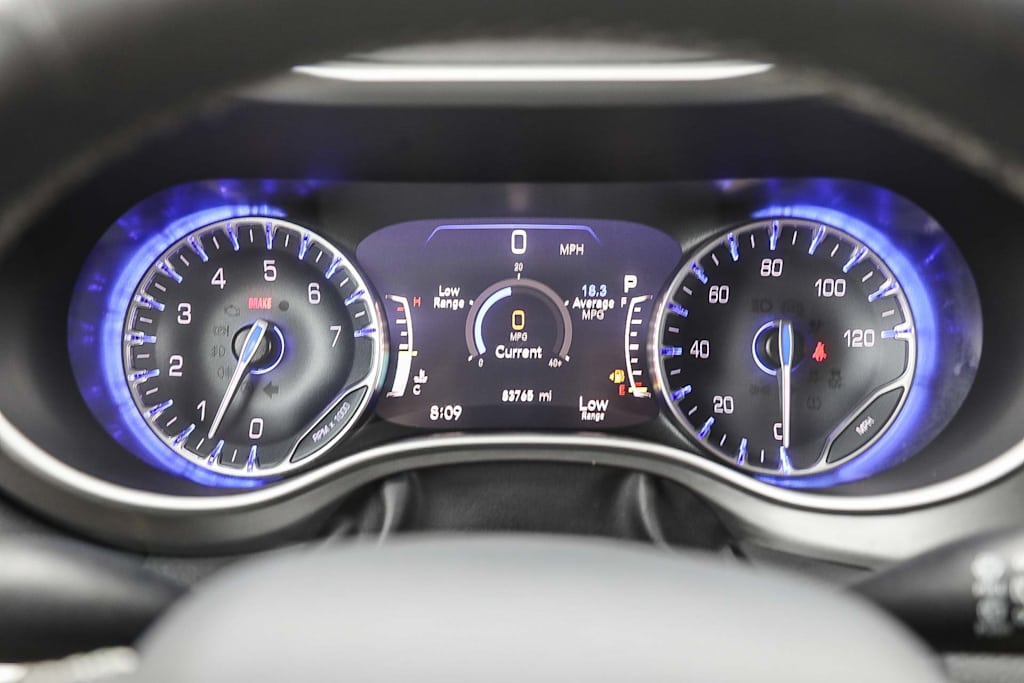 Thumbnail: 2022 Chrysler Pacifica - 13