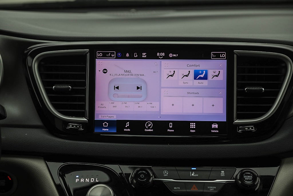 Thumbnail: 2022 Chrysler Pacifica - 20