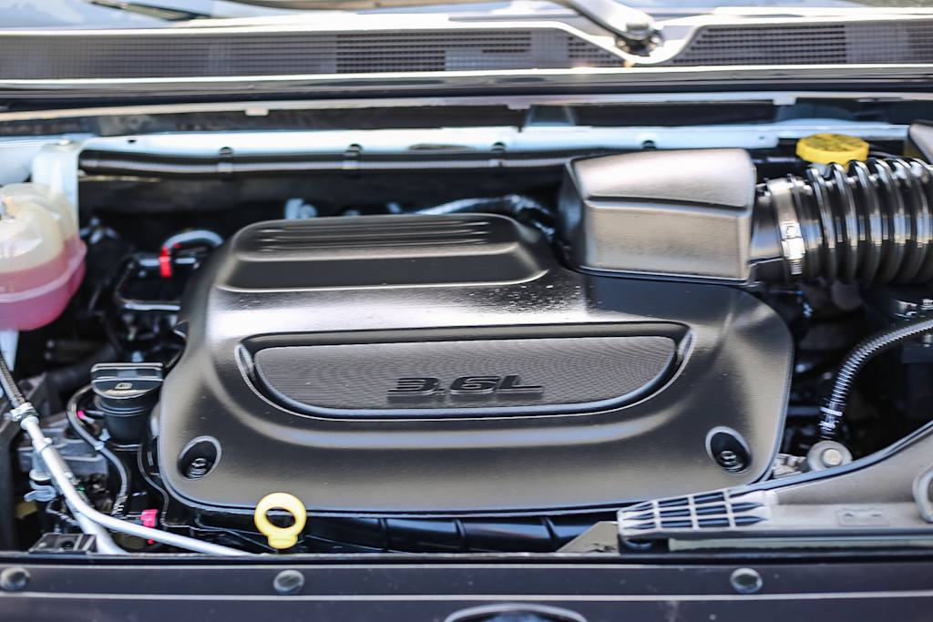 Thumbnail: 2024 Chrysler Pacifica - 7