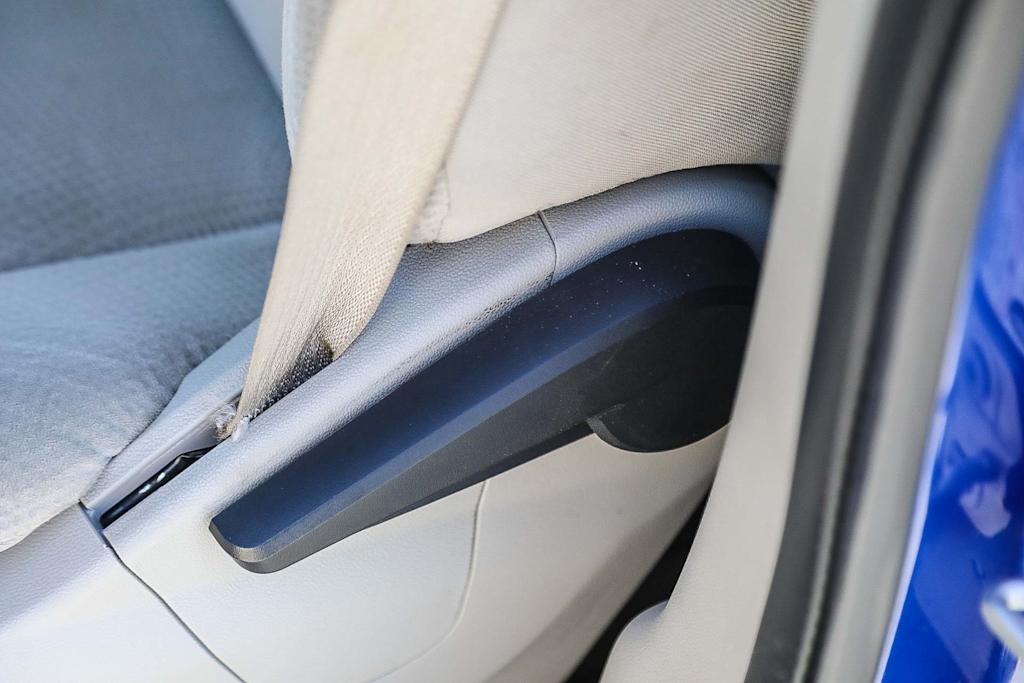 Thumbnail: 2019 Dodge Grand Caravan - 23