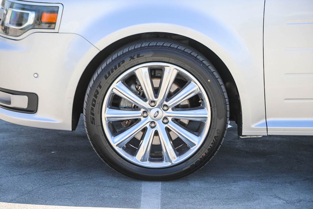 Thumbnail: 2019 Ford Flex - 6