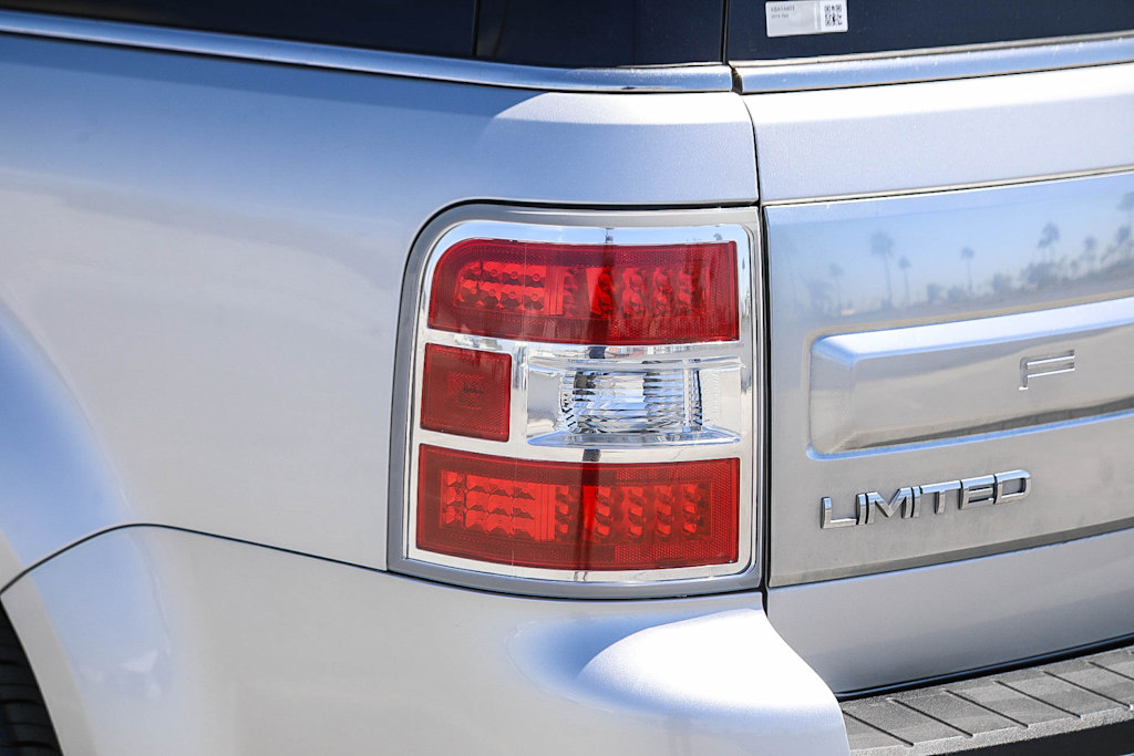 Thumbnail: 2019 Ford Flex - 20