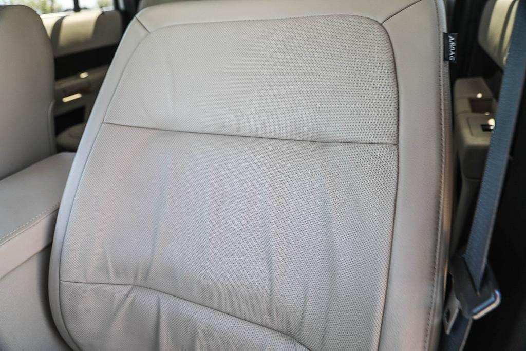 Thumbnail: 2019 Ford Flex - 25