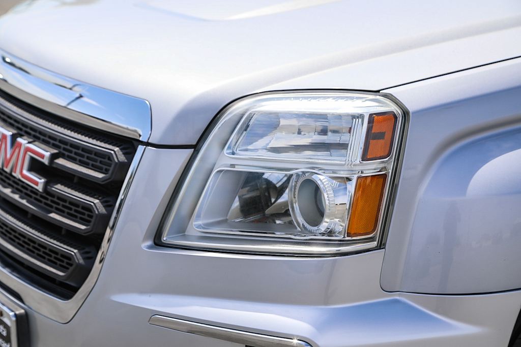 Thumbnail: 2017 GMC Terrain - 19