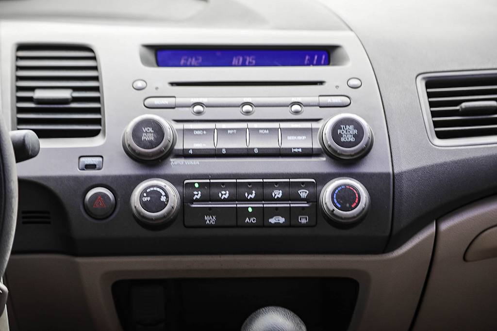 Thumbnail: 2011 Honda Civic - 13