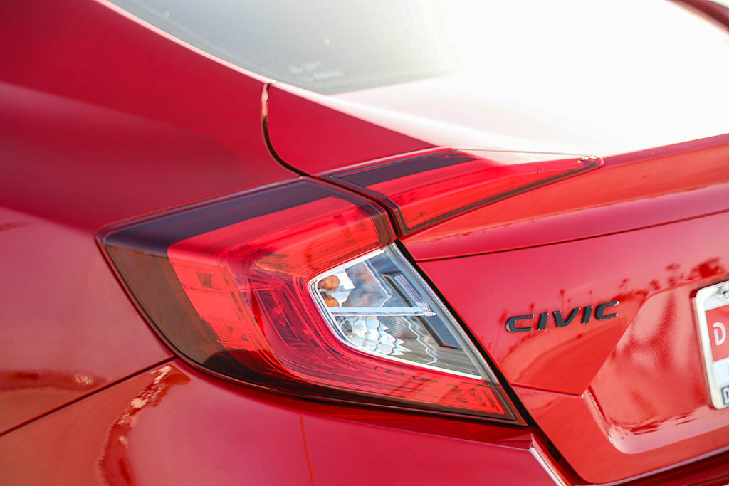 Thumbnail: 2019 Honda Civic - 18