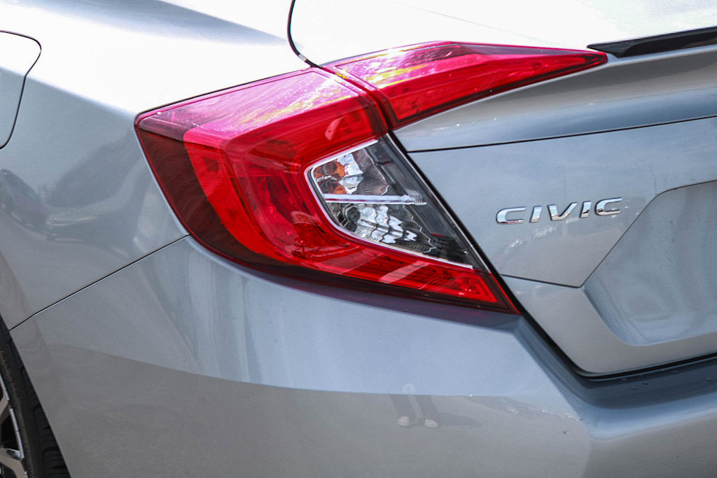 Thumbnail: 2021 Honda Civic - 21