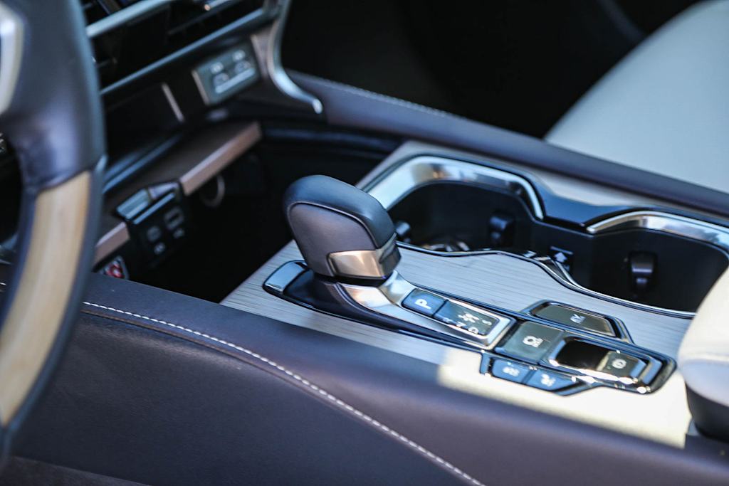 Thumbnail: 2024 Lexus RX - 9