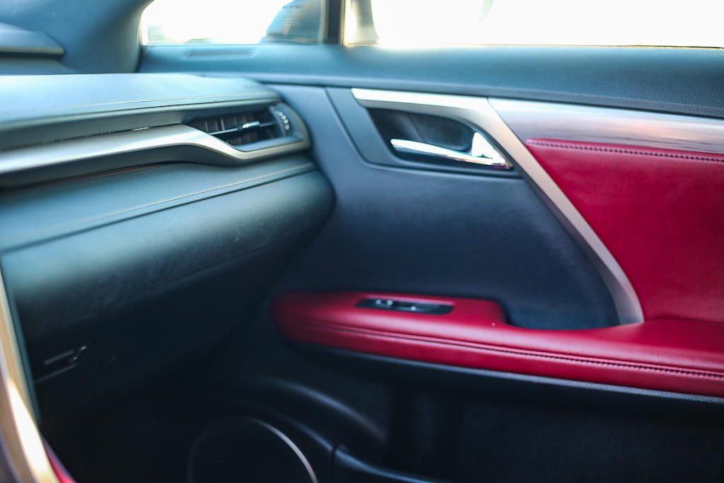 Thumbnail: 2019 Lexus RX - 24