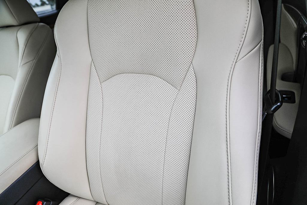 Thumbnail: 2021 Lexus RX - 25