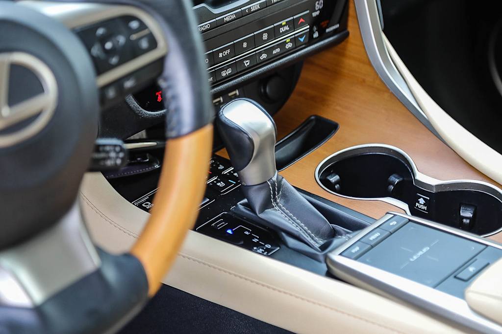 Thumbnail: 2021 Lexus RX - 14