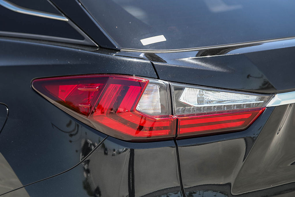 Thumbnail: 2019 Lexus RX - 19
