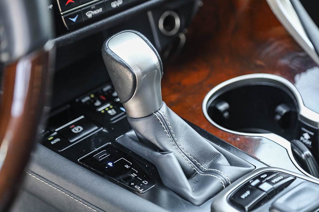 Thumbnail: 2019 Lexus RX - 13
