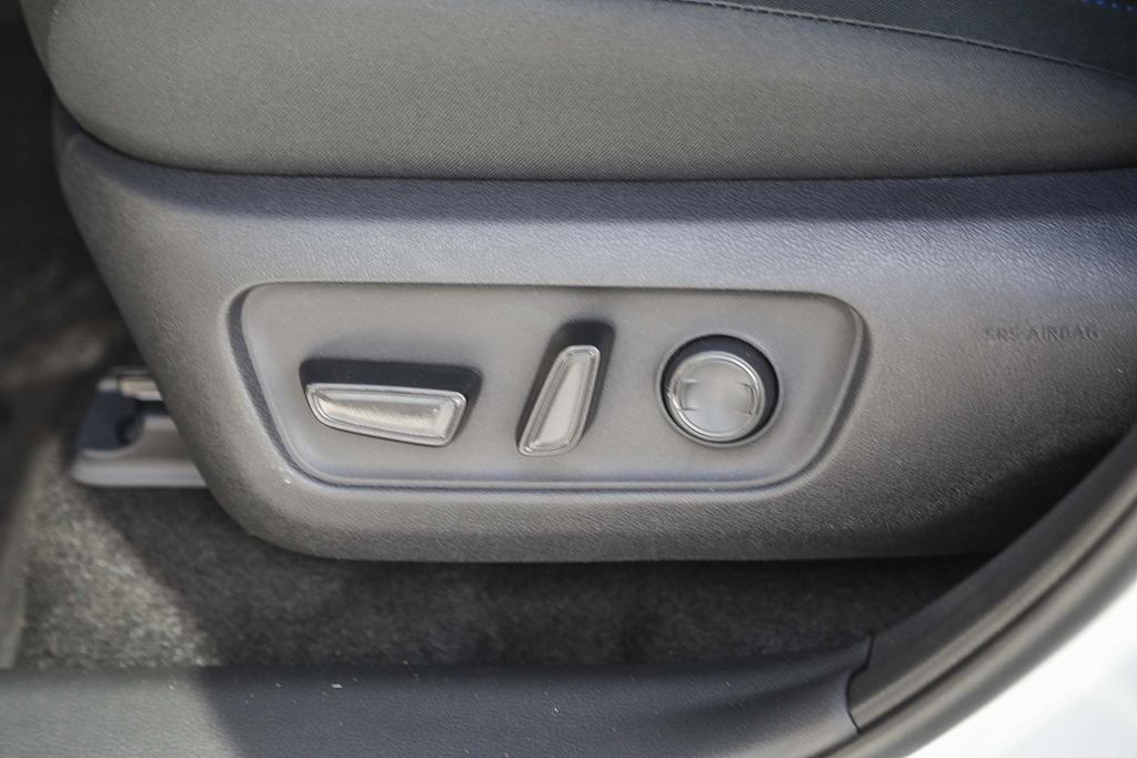 Thumbnail: 2026 Toyota RAV4 - 22