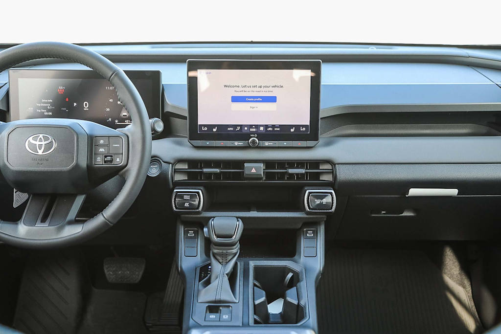 Thumbnail: 2026 Toyota RAV4 - 8