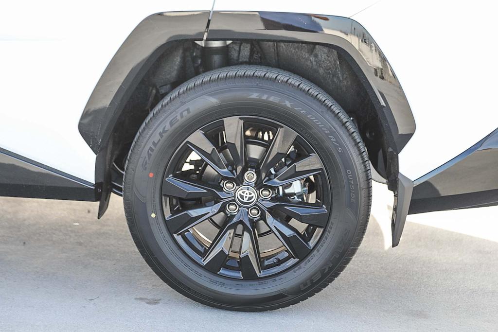 Thumbnail: 2026 Toyota RAV4 - 21