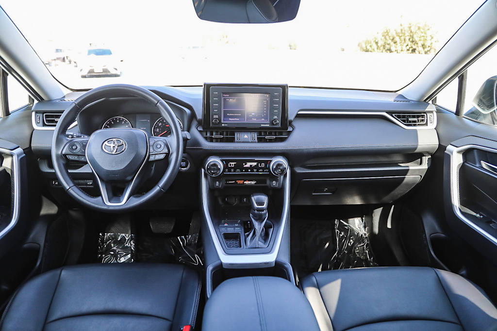 Thumbnail: 2022 Toyota RAV4 - 2