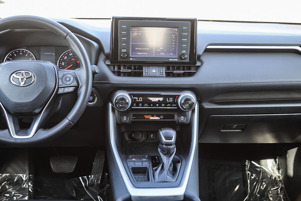Thumbnail: 2022 Toyota RAV4 - 8