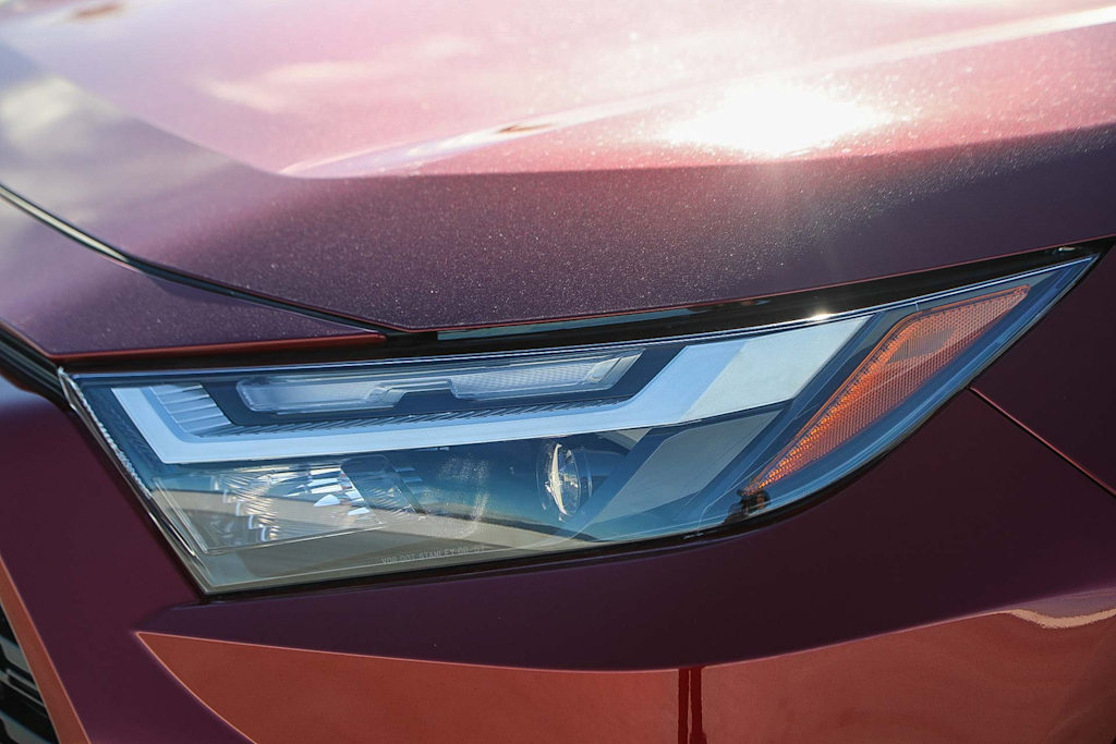 Thumbnail: 2025 Toyota RAV4 - 19